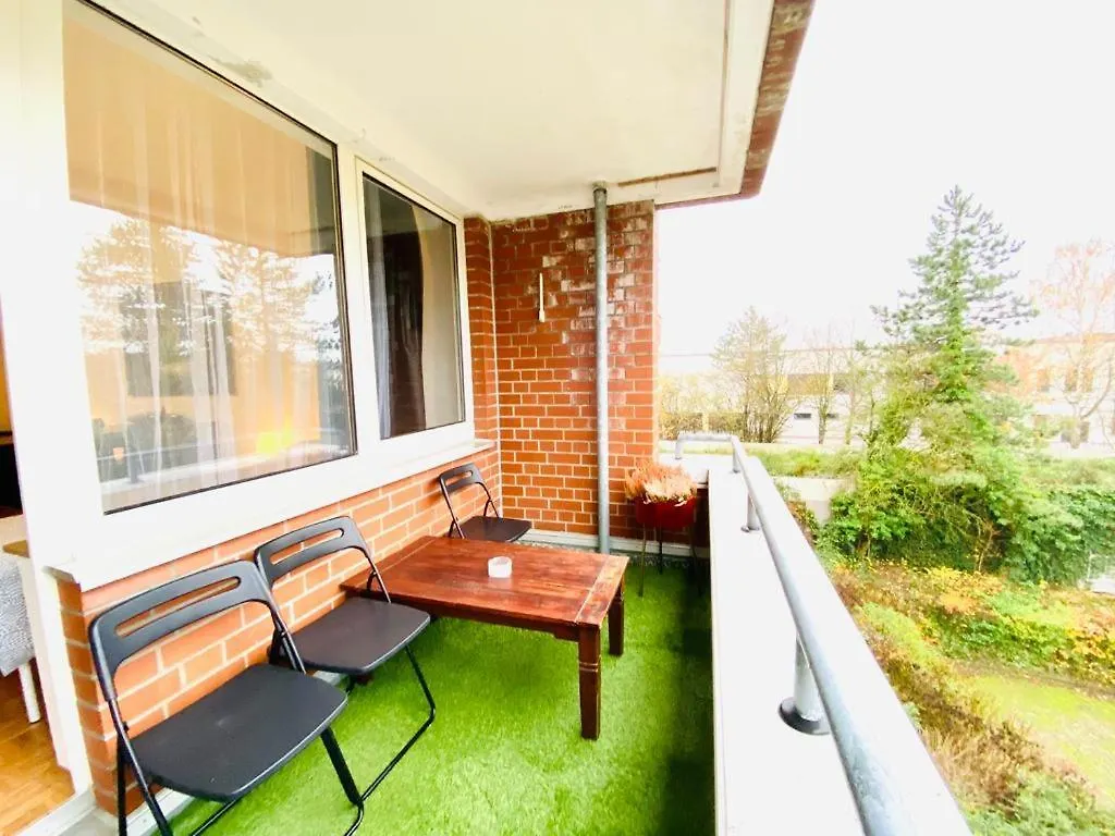 Hannovermesseapartment 2 Bedroom, Balcony With Garden View Ανόβερο